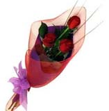 Çiçek satisi buket içende 3 gül çiçegi  Mardin online çiçek gönderme sipariş 