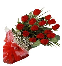 15 kırmızı gül buketi sevgiliye özel  Mardin çiçek gönderme sitemiz güvenlidir 
