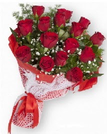 11 kırmızı gülden buket  Mardin güvenli kaliteli hızlı çiçek 